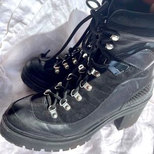 GIANNI BINI LACE UP BOOTS